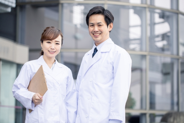 契約社員 医師 企業求人イメージ