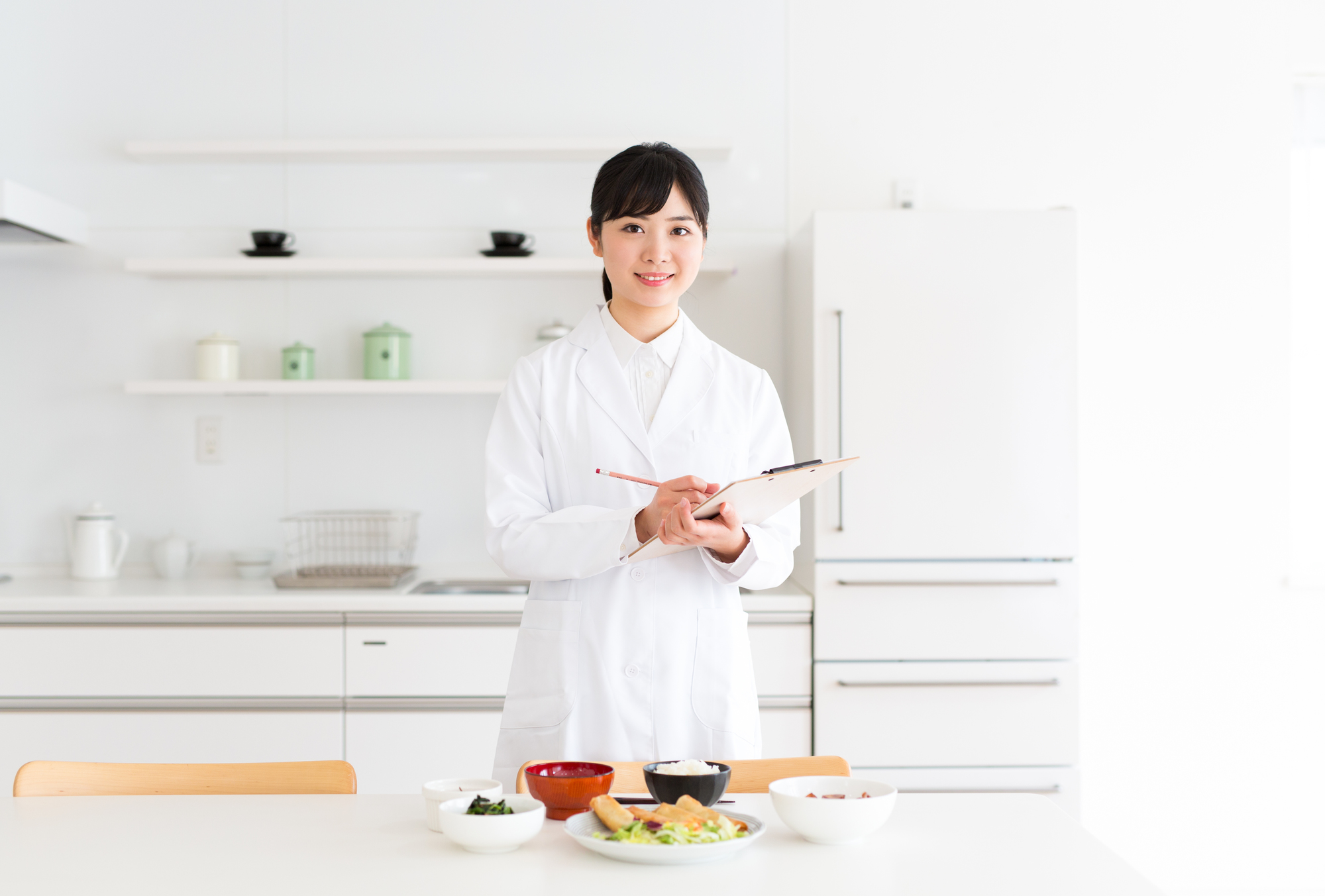 正社員 栄養士 給食委託会社求人イメージ