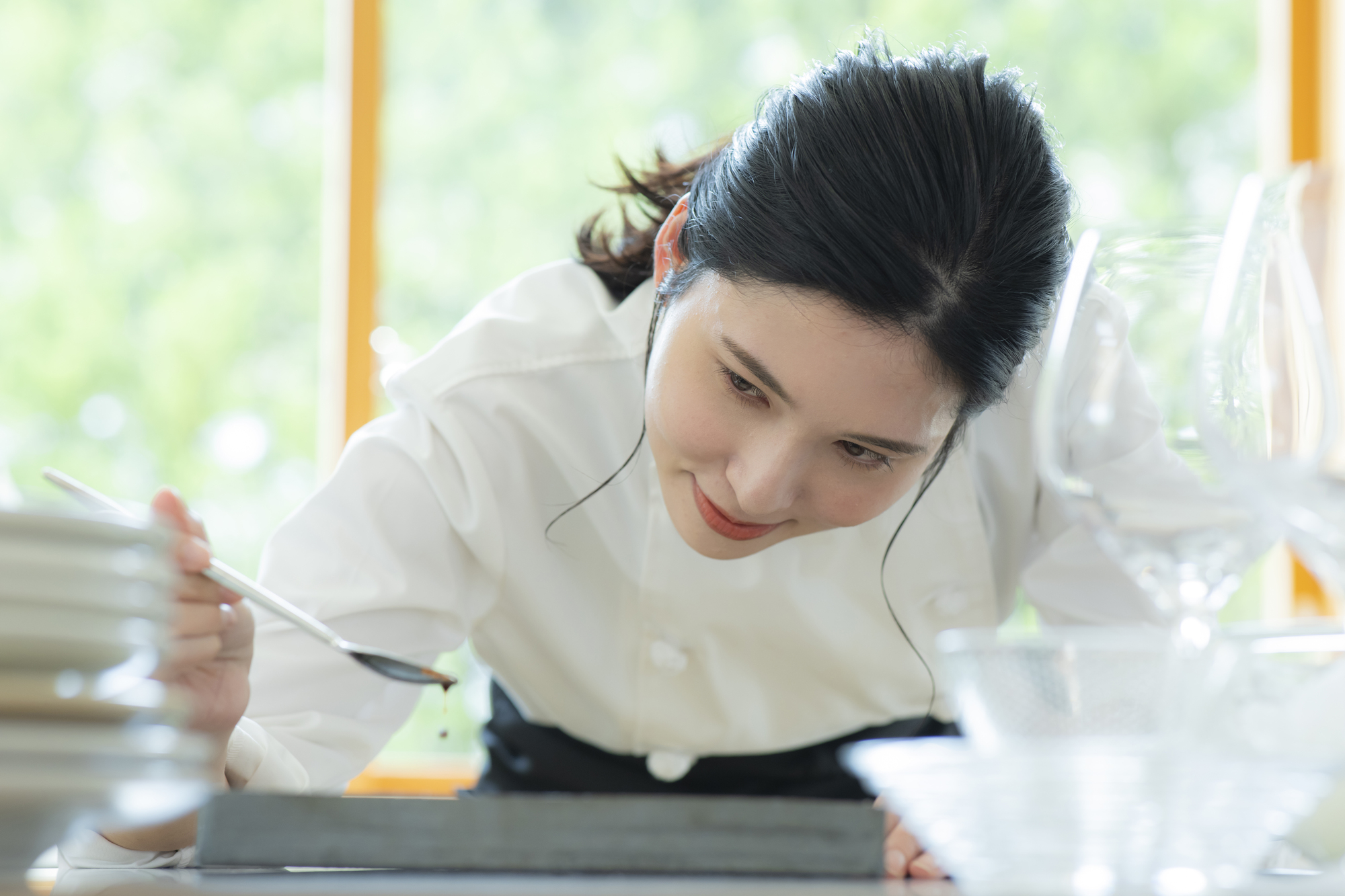 正社員 栄養士 外食産業の求人情報イメージ1